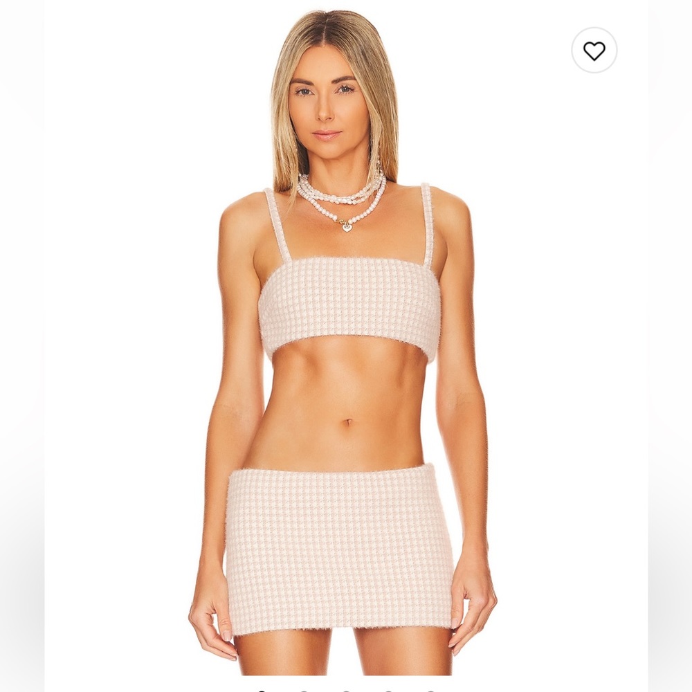 Beautiful MAJORELLE lined crop top